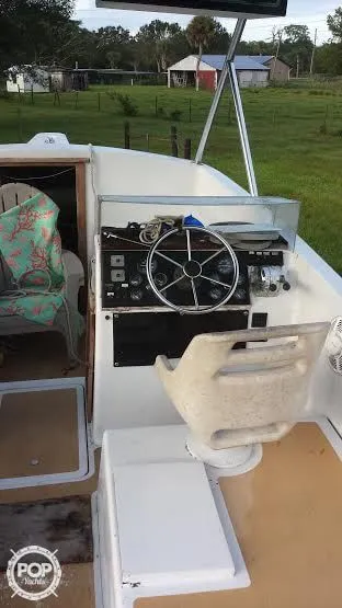 Slide: The Image of Chris-Craft 25 Tournament Fisherman 1974 - 1