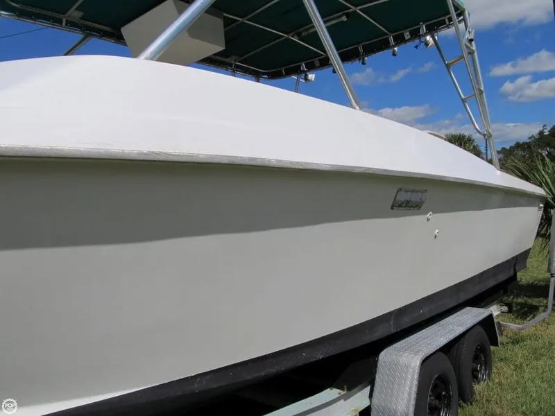Slide: The Image of Chris-Craft 25 Tournament Fisherman 1974 - 4