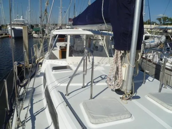 Slide: The Image of Gulfstar Custom Sloop 1987 - 10