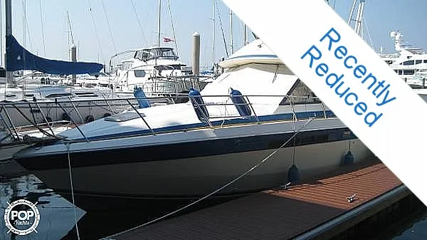 Slide: The Image of Chris-Craft 333 Commander 1985 - 1