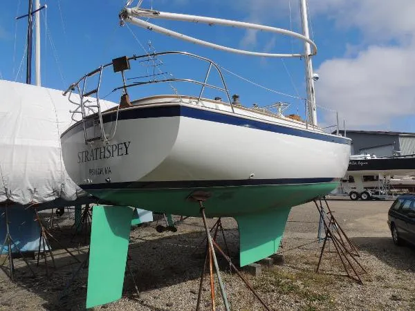 Slide: The Image of Hinterhoeller Nonsuch 30 Classic 1983 - 1