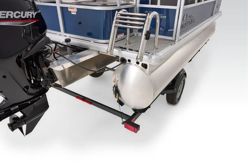 Slide: The Image of Sun Tracker Bass Buggy 18 DLX 2026 - 78