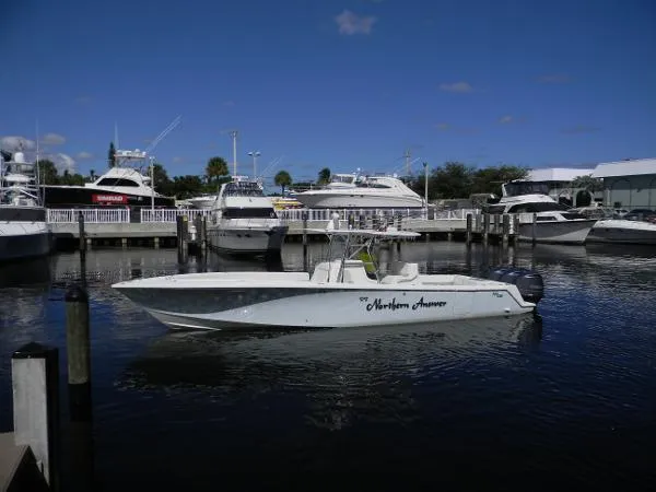 Slide: The Image of SeaVee 39 2013 - 1