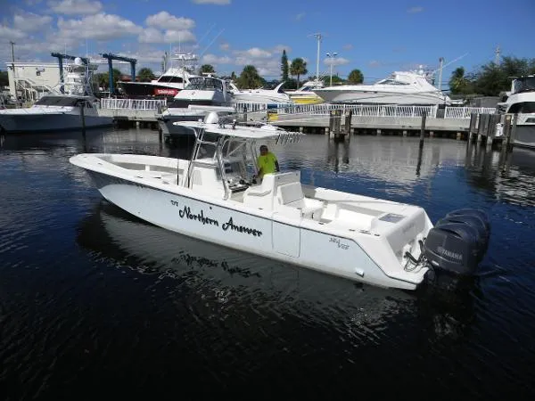 Slide: The Image of SeaVee 39 2013 - 5