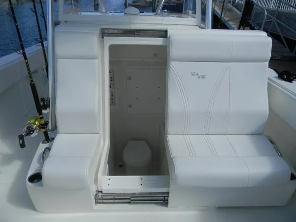 Slide: The Image of SeaVee 39 2013 - 9