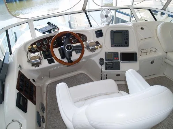 Slide: The Image of Sea Ray 420 Aft Cabin 2001 - 5