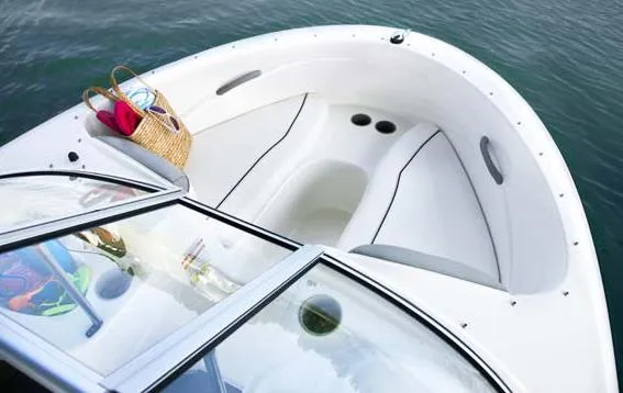 Slide: The Image of Bayliner 160 Bowrider with Trailer - Certified Preowned 2014 - 7
