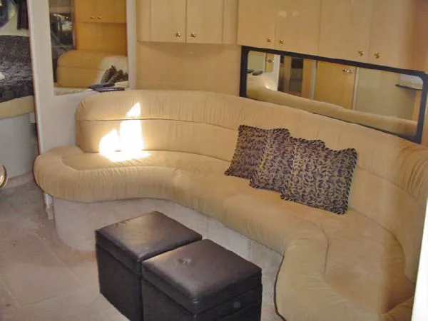 Slide: The Image of Sea Ray 380 Sundancer 1999 - 6