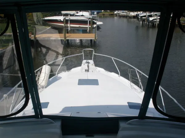 Slide: The Image of Mainship 40 Sedan Bridge 1993 - 4