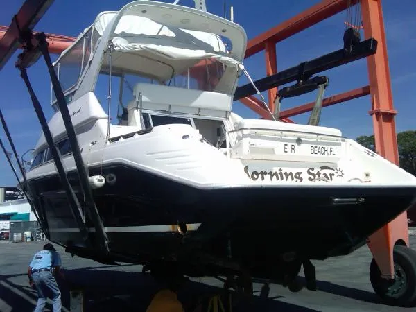 Slide: The Image of Sea Ray 350 Express Bridge 1994 - 2