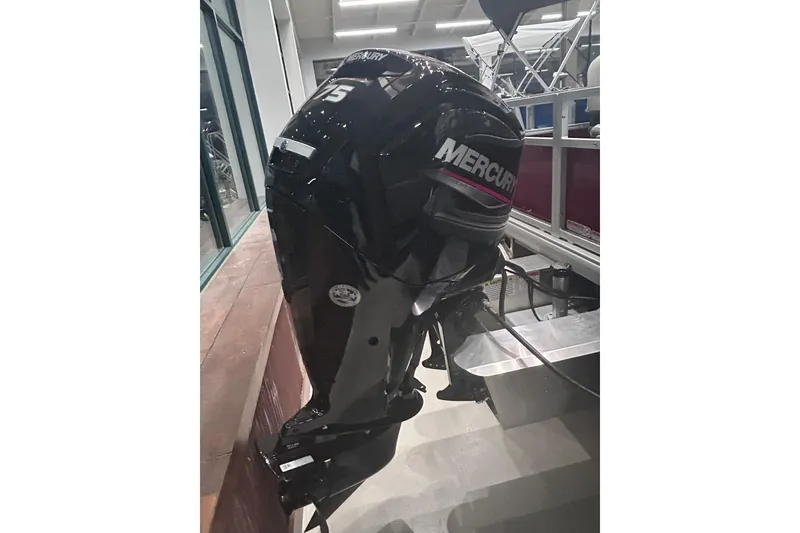 Slide: The Image of Mercury outboard motor on 2026 Sun Tracker Bass Buggy 18 DLX pontoon boat. - 4