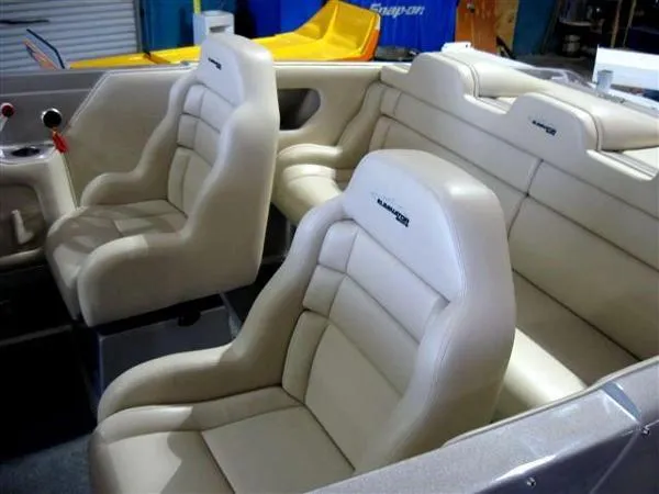 Slide: The Image of Eliminator 260 Eagle XP 2015 - 10