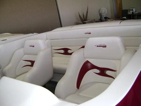 Slide: The Image of Eliminator 250 Eagle XP 2015 - 10