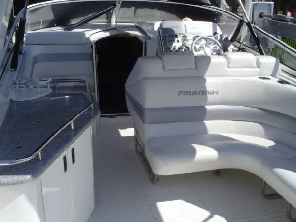 Slide: The Image of Fountain 38 Express Cruiser 2009 - 9