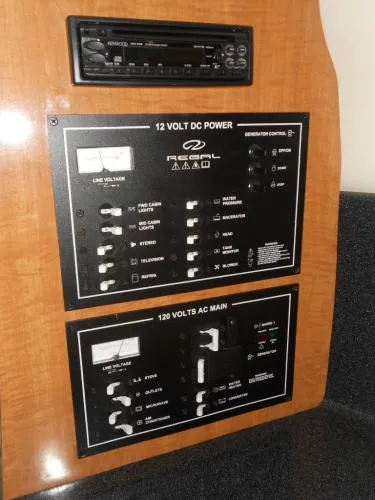 Slide: The Image of Regal 2665 Commodore 2002 - 7