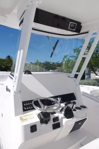 Slide: The Image of Edgewater 280CC 2015 - 11