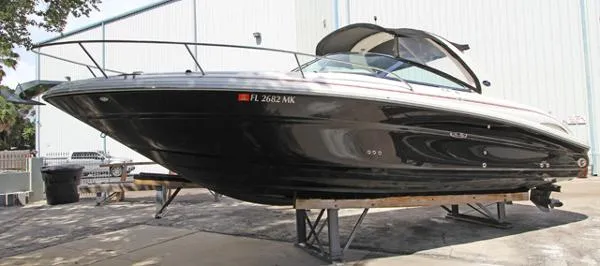 Slide: The Image of Sea Ray 290 Sun Sport 2004 - 1