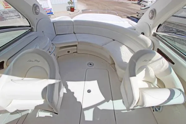 Slide: The Image of Sea Ray 290 Sun Sport 2004 - 9