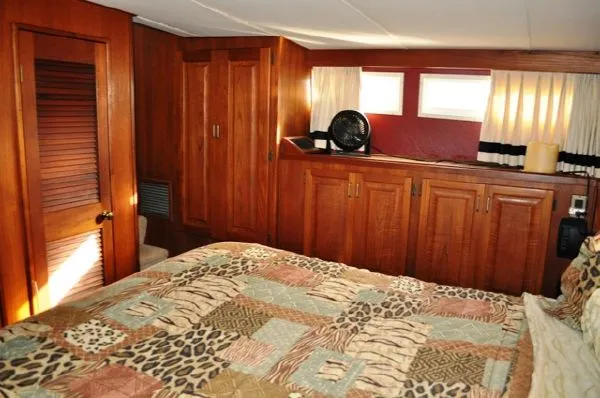 Slide: The Image of Viking 50 Cockpit Motoryacht-NEED IMMEDIATE SALE! 1987 - 6