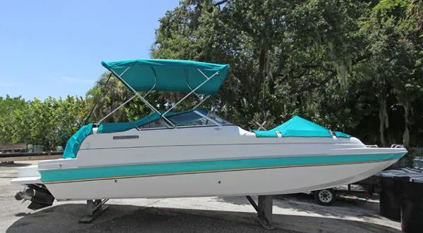 Slide: The Image of Splendor 240 Sunsport 2006 - 0