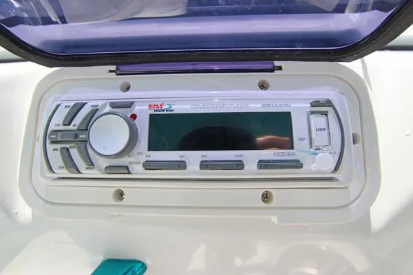 Slide: The Image of Splendor 240 Sunsport 2006 - 6