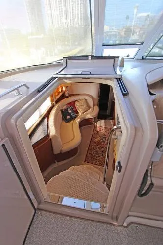 Slide: The Image of Sea Ray 390 Motor Yacht 2003 - 10