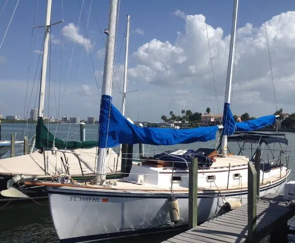 Slide: The Image of Herreshoff 31 Cat Ketch 1985 - 2
