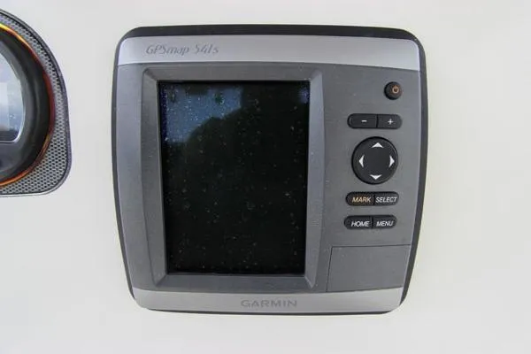 Slide: The Image of Cobia 235 CC 2005 - 8
