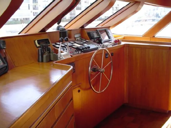 Slide: The Image of Cheoy Lee Cockpit Motoryacht 1990 - 11