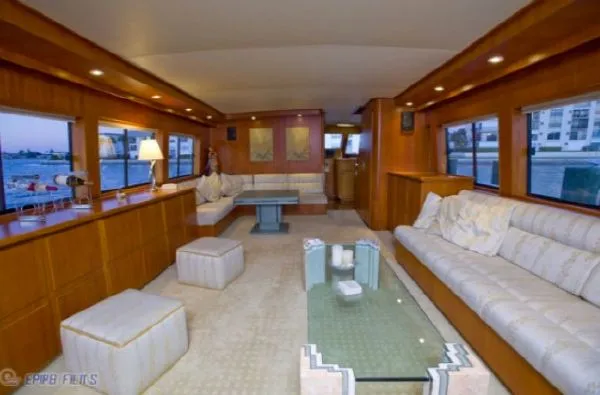 Slide: The Image of Cheoy Lee Cockpit Motoryacht 1990 - 3