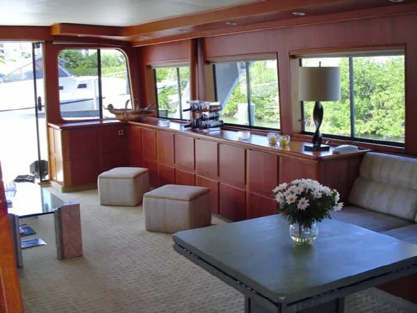 Slide: The Image of Cheoy Lee Cockpit Motoryacht 1990 - 6