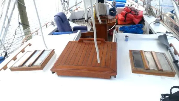 Slide: The Image of Hardin 45 Center Cockpit Ketch 1980 - 4