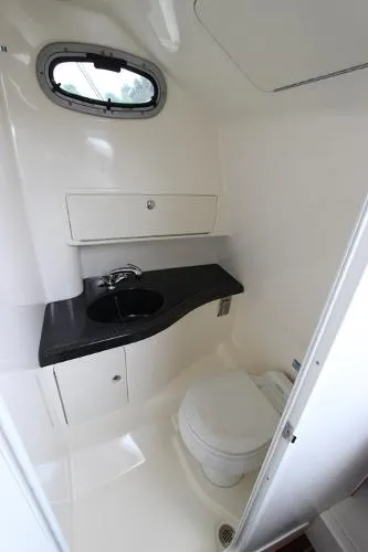 Slide: The Image of Boston Whaler 305 Conquest 2006 - 9
