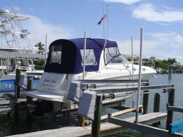 Slide: The Image of Sea Ray 260 Sundancer 2004 - 0