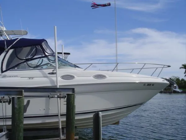 Slide: The Image of Sea Ray 260 Sundancer 2004 - 4