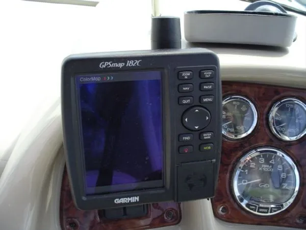Slide: The Image of Sea Ray 260 Sundancer 2004 - 8