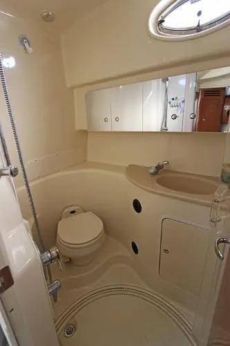 Slide: The Image of Sea Ray 360 Sundancer 2002 - 7