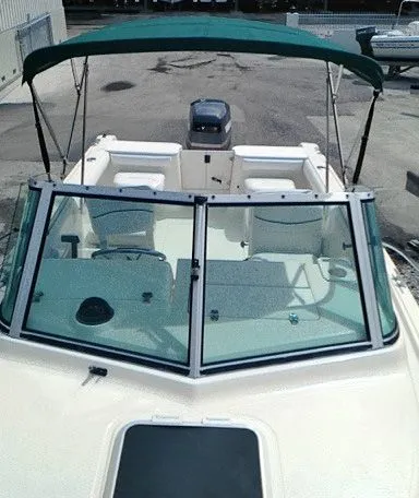 Slide: The Image of Pursuit 2270 Kodiak 1998 - 6