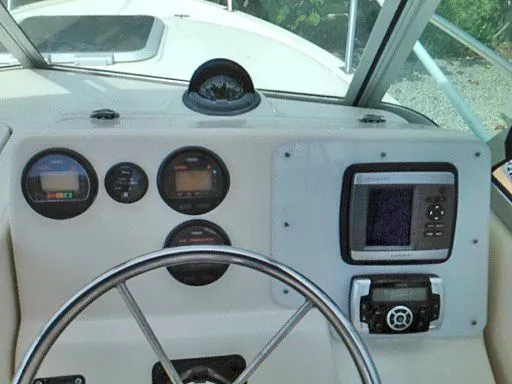 Slide: The Image of Pursuit 2270 Kodiak 1998 - 7