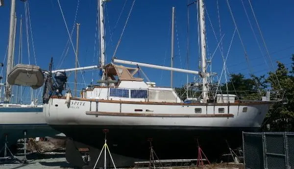 Slide: The Image of Bruce Roberts 48 Pilothouse Cutter Ketch 1984 - 0