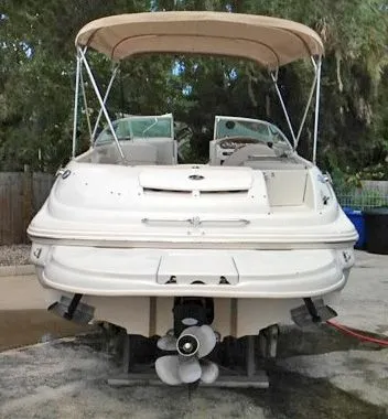 Slide: The Image of Sea Ray 240 Sundeck 2001 - 4