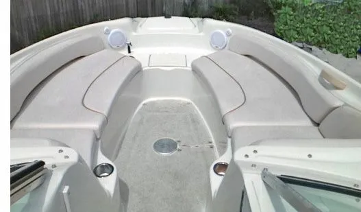 Slide: The Image of Sea Ray 240 Sundeck 2001 - 7