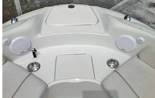 Slide: The Image of Sea Ray 240 Sundeck 2001 - 8