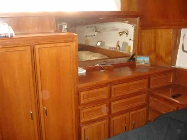 Slide: The Image of Jefferson 46 Sundeck Motor Yacht 1988 - 5