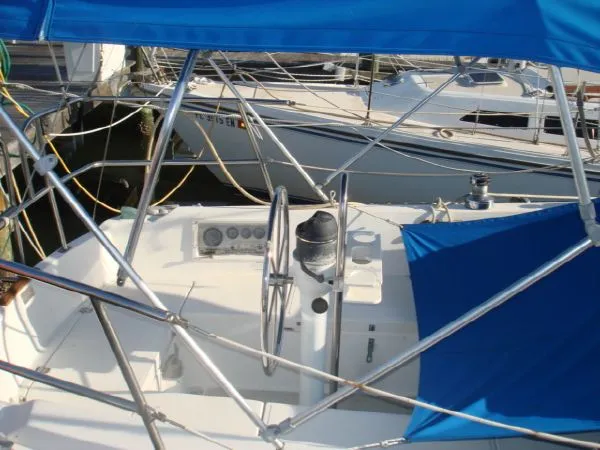 Slide: The Image of Catalina 30 1987 - 2
