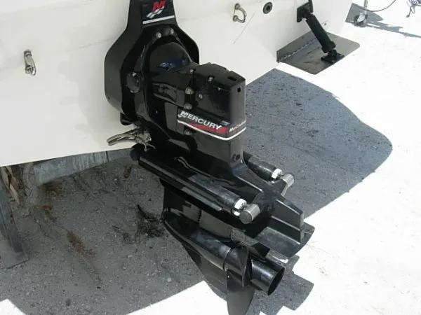 Slide: The Image of Bayliner 245 2004 - 5