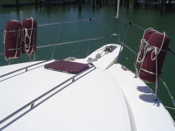 Slide: The Image of Sea Ray 410 Aft Cabin 1987 - 4