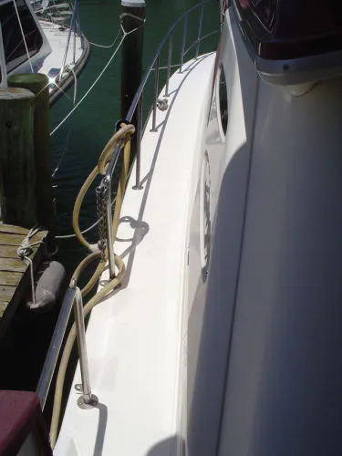 Slide: The Image of Sea Ray 410 Aft Cabin 1987 - 5