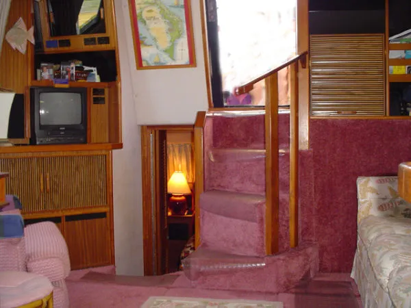Slide: The Image of Sea Ray 410 Aft Cabin 1987 - 7