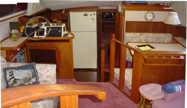 Slide: The Image of Sea Ray 410 Aft Cabin 1987 - 9